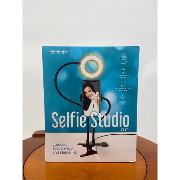 Selfie Studio Ring Light Clip - Picture 1 of 4